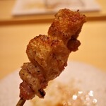 焼き鳥 茂 東桜 - 皮パリパリさが堪能できる