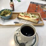 スポーツカフェ ろじうら珈琲店 - 