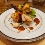 カジュアルフレンチBar 7FUKU - これ‼️これですよ。料理名を忘れた海老がめっちゃ美味しい料理(･ω･つ)３