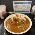 カルダモン． - 