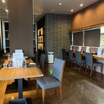 cafe CLOUD9 - 店内①