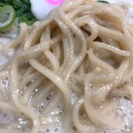 鶏そば のぶる - ムチっと麺