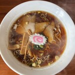 らーめん極 - 料理写真:生姜醬油ラーメン（税込み８５０円）