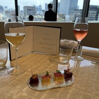 ベージュ アラン・デュカス 東京 - 