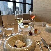 ベージュ アラン・デュカス 東京 - 