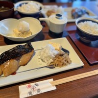 圓 弁柄 渋谷ストリーム - 