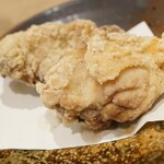 炉端パンチ ニシヤマ - 名物鶏の豪快揚げ