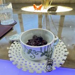 トゥ・ラ・ジョア イズム - 