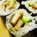 祇園寿司 - ここはうなきゅうも美味しいんだよ～。うなぎが美味しいし、
      巻かれている海苔がぱりっとして香ばしくて美味しい～。