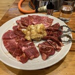 ビーフレストラン 肉のトヤマ - 上ロース、ミスジ、アバラ、ホルモン