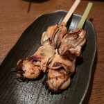空鶏 - カキ串1本450円！
