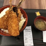 豊洲食堂 - 料理写真:特大鰺アジフライ丼