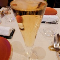 俺のフレンチ グランメゾン 大手町 - ナミナミスパークリング