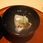 銀座 しのはら - 瀬戸内の鯛の串焼き、淀ねぎのマグロだしのお椀