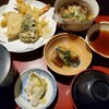 三亀 - 天ぷらと蕎麦のセット900円