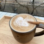 スターバックス リザーブ ロースタリー トウキョウ - ロースタリーシナモンカフェ