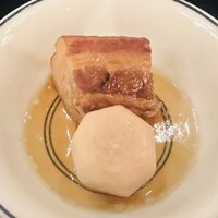 浮月楼 - 豚バラ肉の煮物