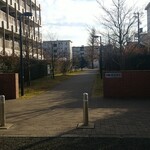 キッチン ブルー グローブ - 南台団地の入口