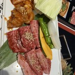 大衆焼肉ホルモン よっとこ - 