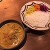 ねこちぐら - 「牡蠣のココナッツカレー」（普通、1,500圓）。