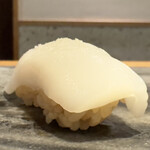 Kyoubashi Sushi Hisada - アオリイカ 酢橘とお塩で