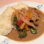 おまかせ亭 - ビーフストロガノフはバターライスで！