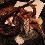 酒友忠じ - サンマ骨せんべい