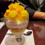 Youkihi Kafe Shinowa - 「玄宗黄金」
                        マンゴーと台湾のフルーツ愛玉子、アイスクリームなどが入ってます。