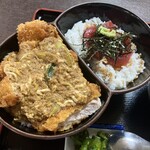 えびすや - 双子丼（1,100円）
マグロ＆カツ