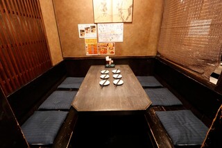 Sumibi Koshitsu Izakaya Toritsudaigaku No Himonoya - 