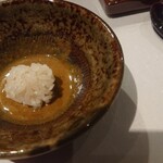 鮨と一品　いちかわ - 残したソースにシャリ