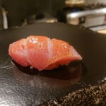 鮨と一品　いちかわ - 大トロ