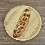 Boulangerie Artisan'Halles - バジルソーセージ