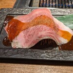 和牛A5雌牛と熟成牛舌 肉屋いちゆく - 