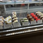 シェ・シバタ - 