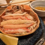 吟魚のはなれ  吟チロリ - カニ むいてくれてるやつ