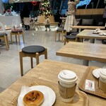 クリスピー・クリーム・ドーナツ  - 