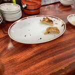 ぎょうざや - 3人前、食い散らかした残り（笑）