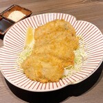 Akameno Oyaji - カキフライ4個