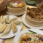 餃子 小籠包 福包酒場 - 