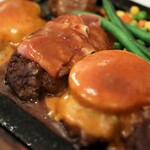 GOLD RUSH - 1ポンド渋谷ドームハンバーグ 目玉焼きトッピング