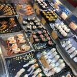 唐戸市場 活きいき馬関街 - 