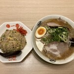 藤一番 - しょうゆらーめん（780円）
チャーハン（560円）