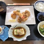 Hana Shoubu - ランチ　よくばりフライ盛り定食