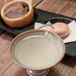 串駒 本店 - お通し　鮑煮　あなご寿司　あん肝最中