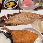 鮮魚釜飯 ヒカリ屋 - 