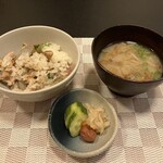 Yoshimura - 炊き込みご飯、みそ汁、お新香