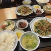 赤のれん和亭 - ニラレバ炒め定食780円♪