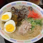 博多ラーメン はかたや - ラーメン＋キクラゲ＋ゆで卵 390円