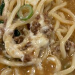 旋 - 肉味噌とチーズが混ざって、とても旨い！